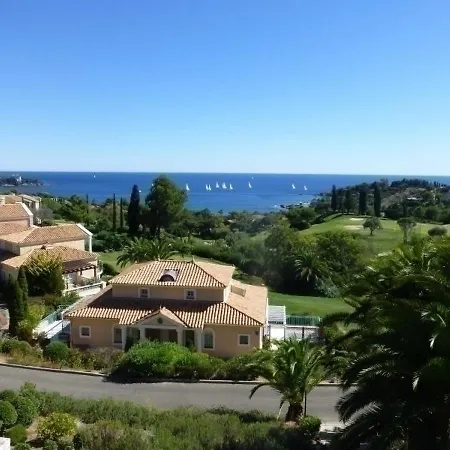 2p Cap Esterel Saint-Raphaël